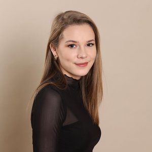 Mária Miklošková